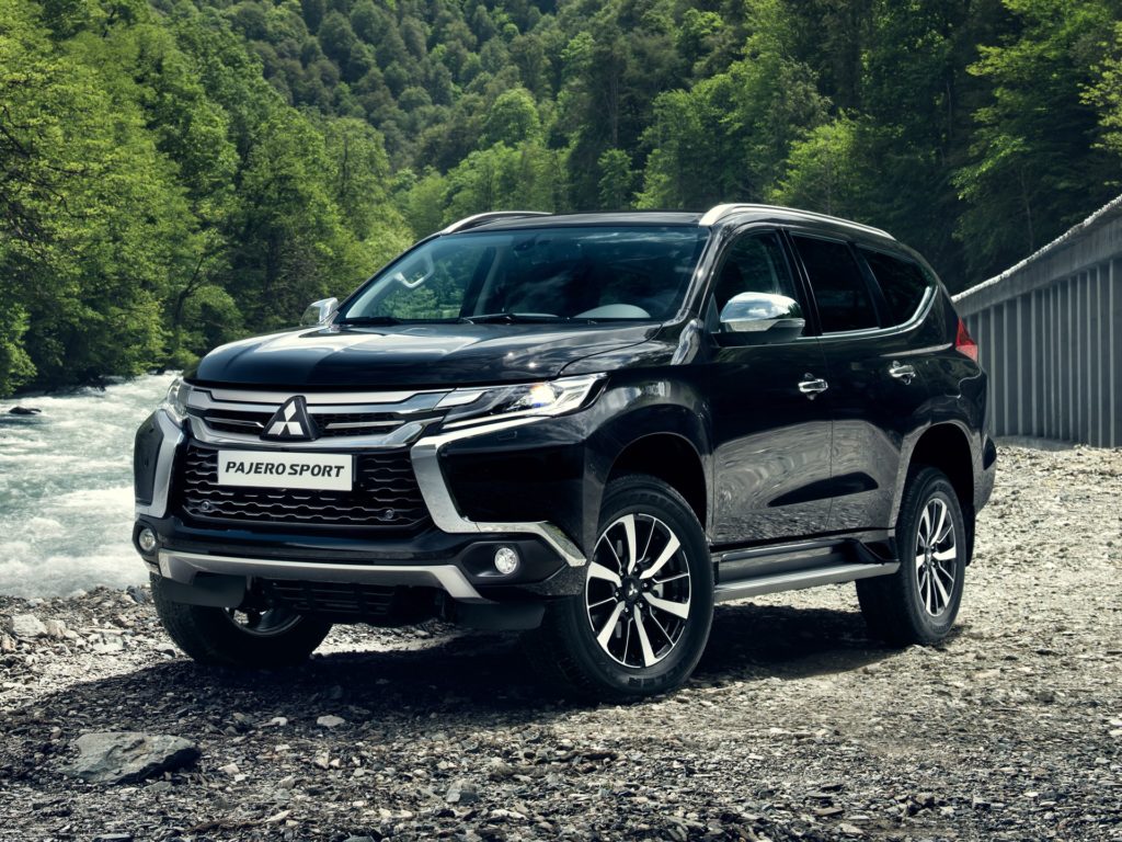 Автомобиль Mitsubishi Pajero Sport